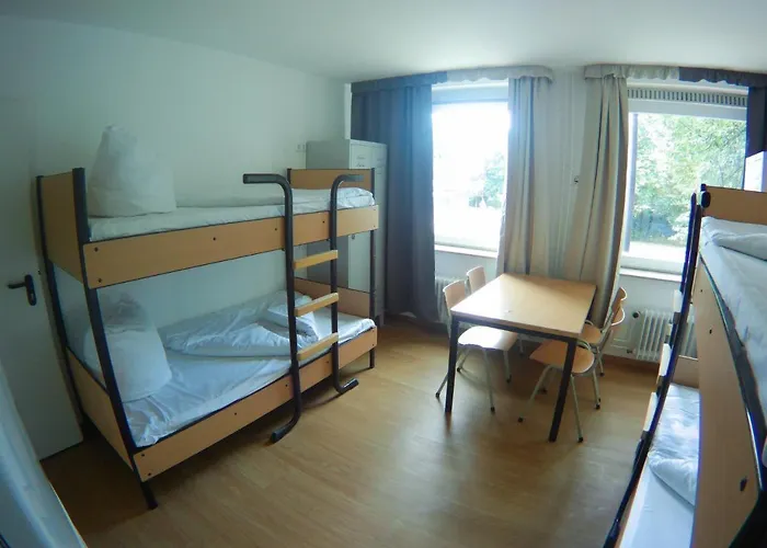 Hostel Monteurzimmer In Mitte Bei Hansezimmer