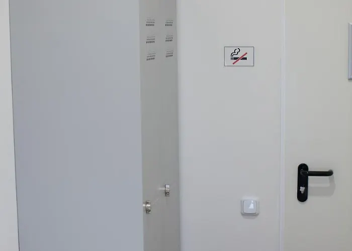 Monteurzimmer In Mitte Bei Hansezimmer Hostel *