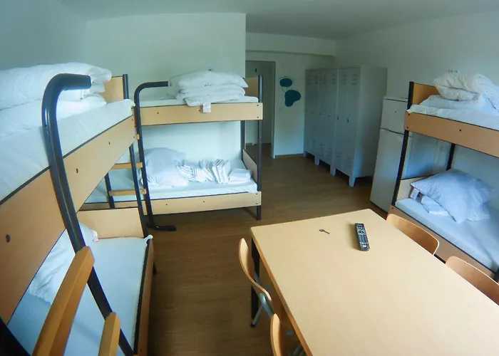 Hostel Monteurzimmer In Mitte Bei Hansezimmer