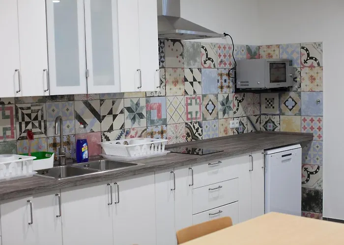 Hostel Monteurzimmer In Mitte Bei Hansezimmer